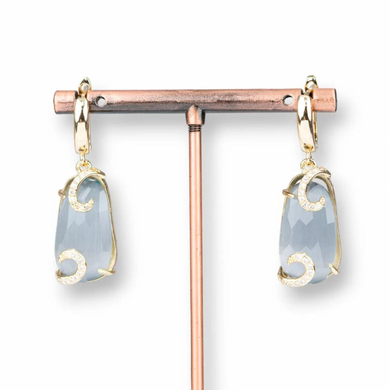 Cat's eye earrings with zircon