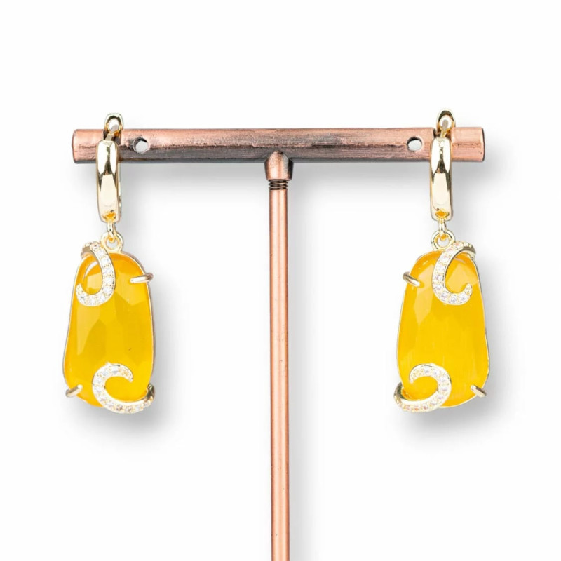 Cat's eye earrings with zircon