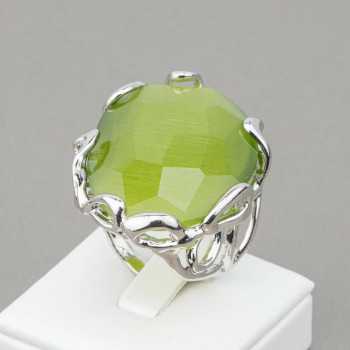 Cat's eye ring