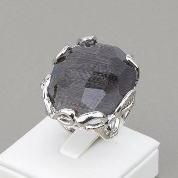 Cat's eye ring