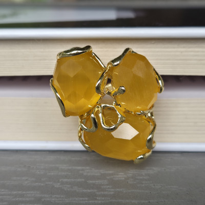 Cat's eye ring