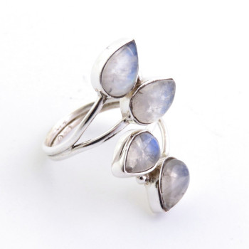 Moonstone - silver ring