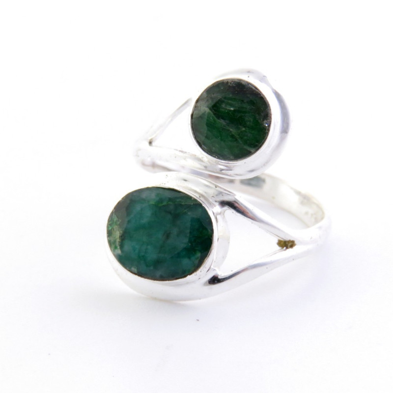 Emerald - silver ring