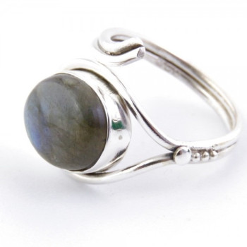 Labradorite - silver ring