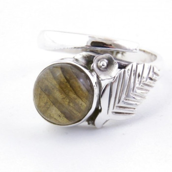 Labradorite - silver ring