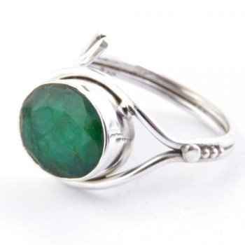 Emerald - silver ring