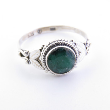 Emerald - silver ring