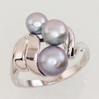 Pearl silver ring