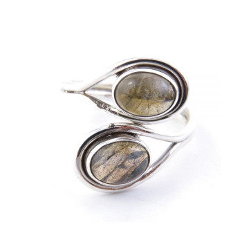 Labradorite - silver ring