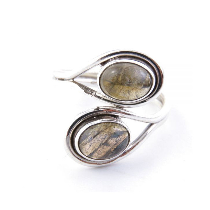 Labradorite - silver ring