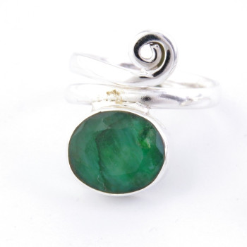 Emerald - silver ring