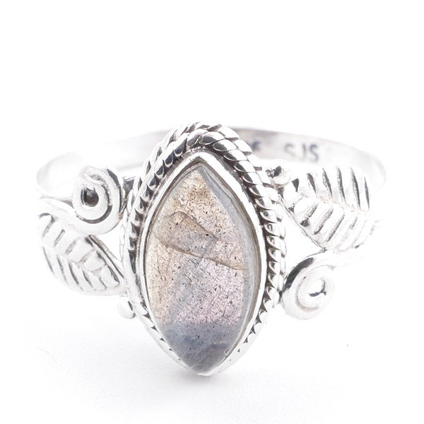 Labradorite - silver ring