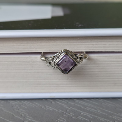 Amethyst - silver ring