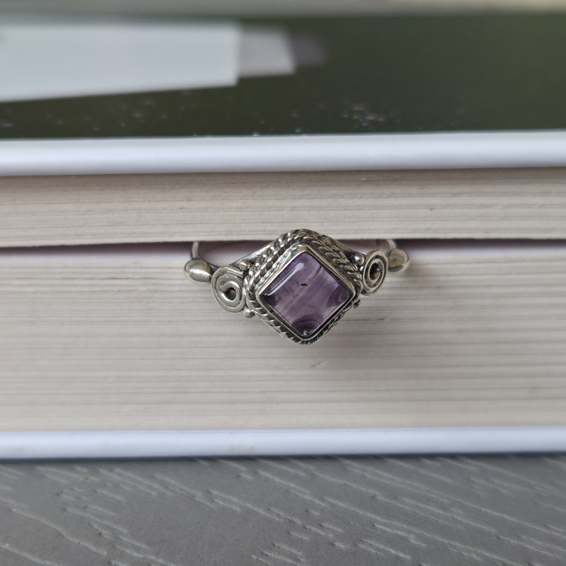 Amethyst - silver ring