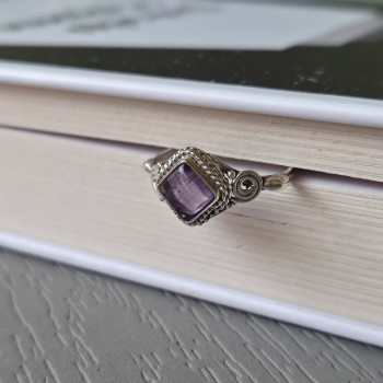 Amethyst - silver ring