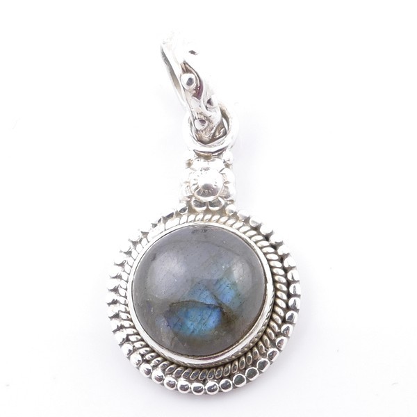 Labradorite - silver pendant